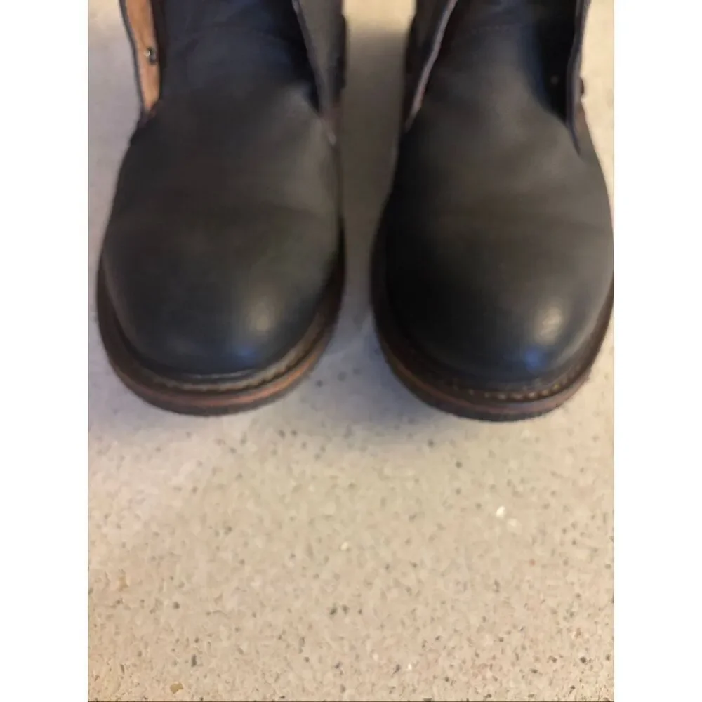 Men’s lucky brand boots